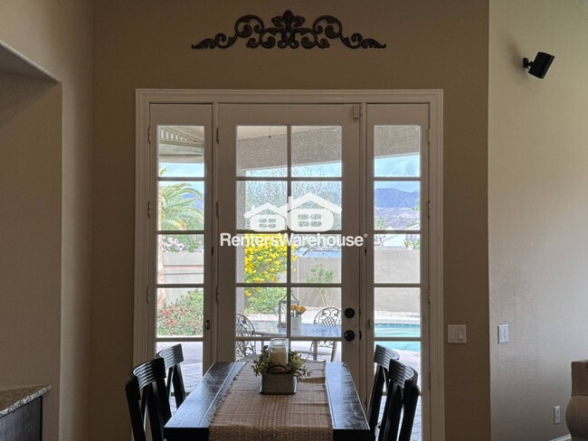 Building Photo - 3848 E Amberwood Dr