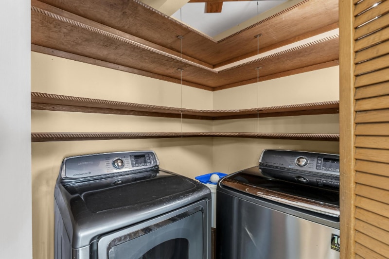 Building Photo - 82-5909-5909 Coffee Royal Pl