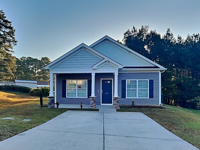 Primary Photo - 224 St Andrews Pl Dr