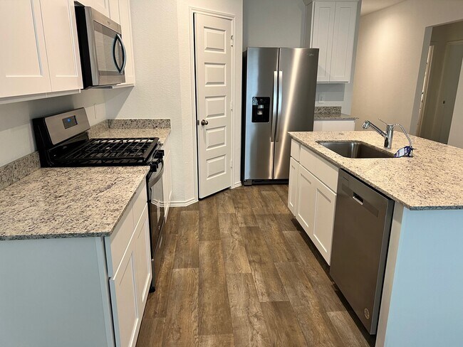 Building Photo - 3719 Bristol Hills Ct