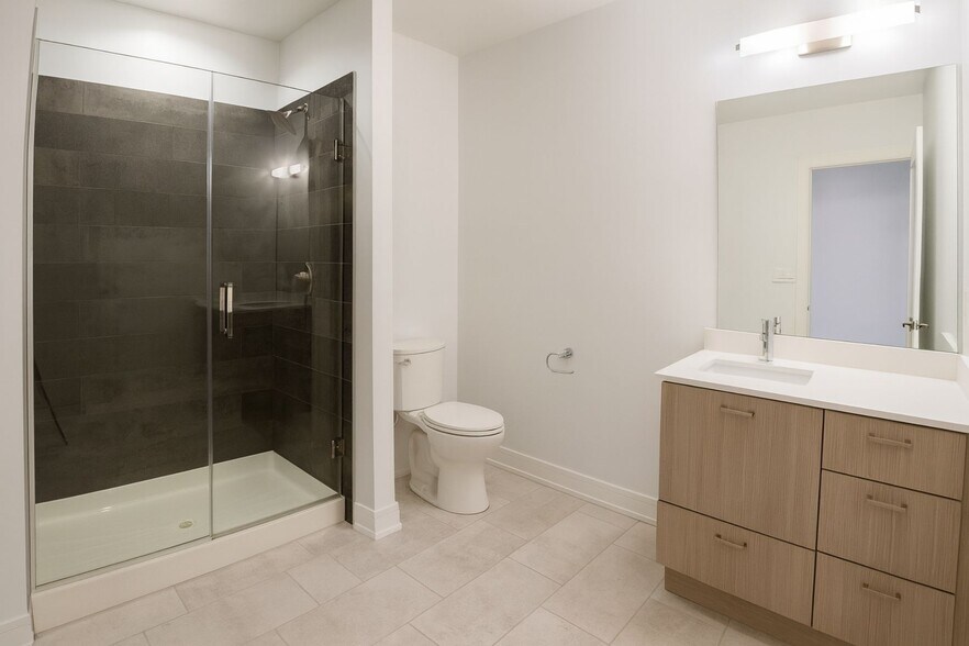 Building Photo - 1554 N Talman Ave