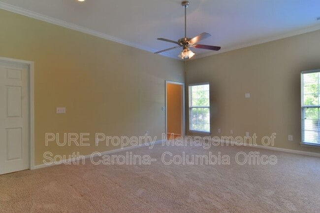 Building Photo - 228 Buffwood Dr