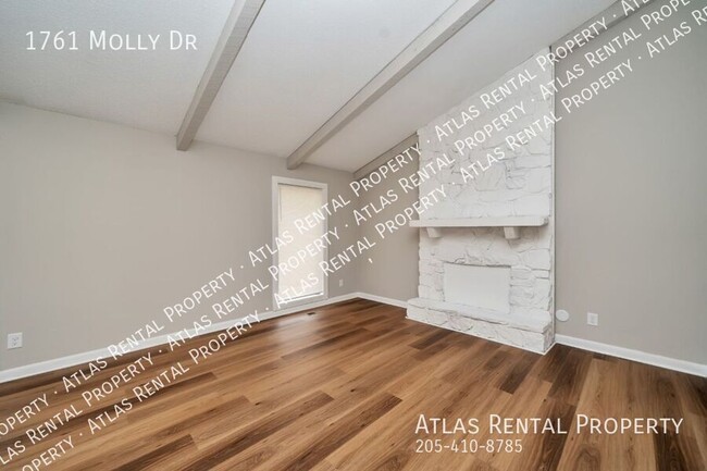 Building Photo - 1761 Molly Dr