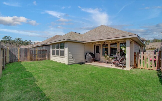 Building Photo - 32038 Quail Terrace Ln