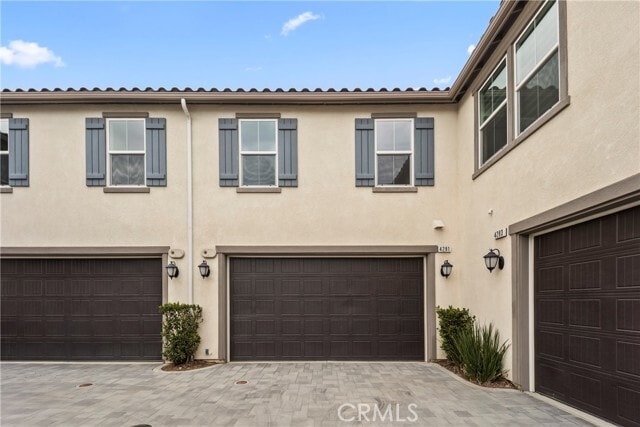 Building Photo - 4281 S Hermosa Paseo