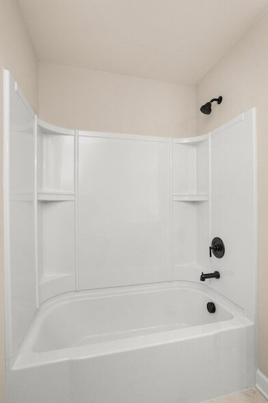 Building Photo - 521 Tappan Private Ln