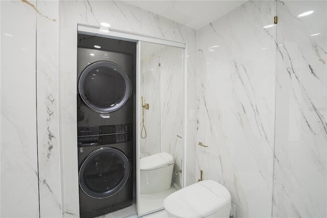 Building Photo - 6821 Marius Rd