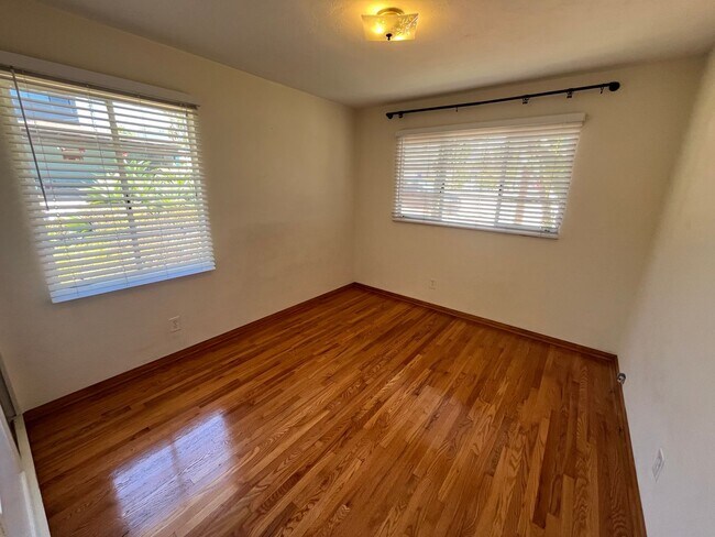 Building Photo - Charming Mission Hills Mid-Century Home wi...