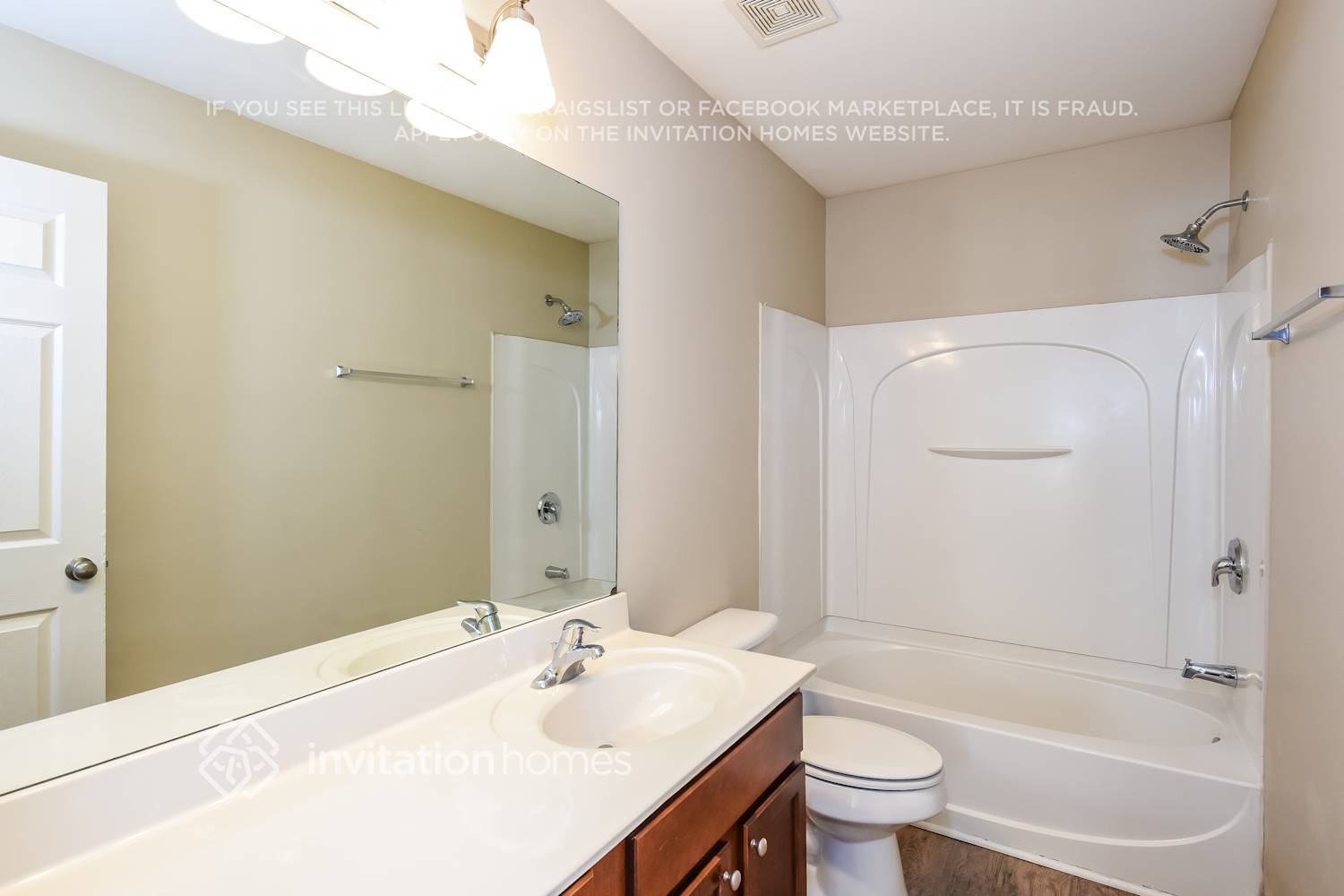 Building Photo - 3158 Yelton Ln