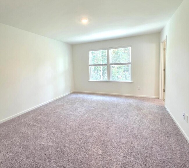 Building Photo - 114 Malbec Dr