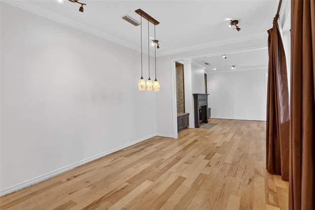 Building Photo - 5713 Pershing Ave