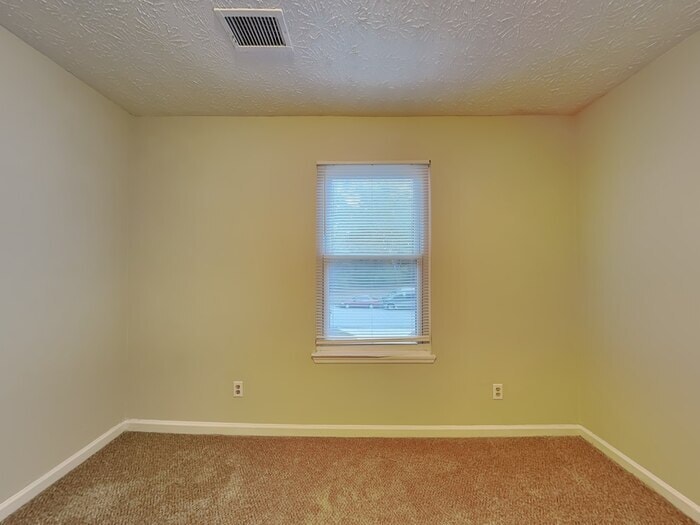 Building Photo - 6305 Beaver Creek Trail