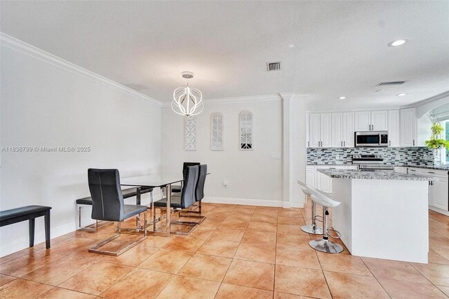 Building Photo - 10850 NW 29th Manor
