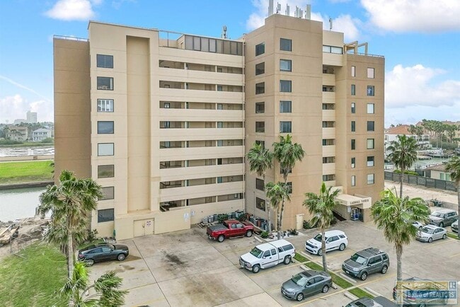 Building Photo - 6403 Padre Blvd