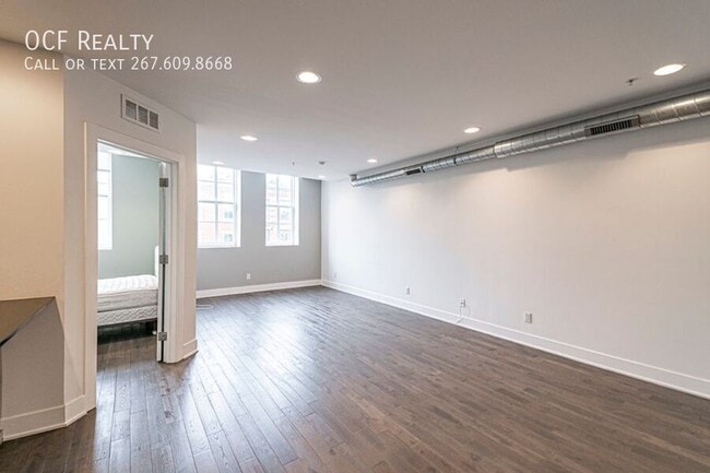 Building Photo - 135-37 N 3rd St