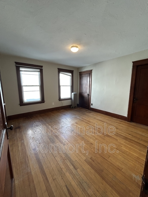 Building Photo - 44 Fairfax Rd