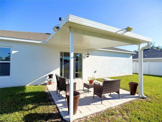 Building Photo - 4394 SW 170th Street Rd