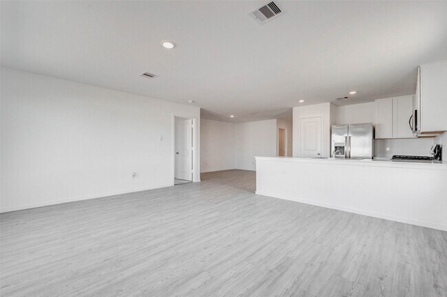 Building Photo - 6655 Orange Daylily Ln