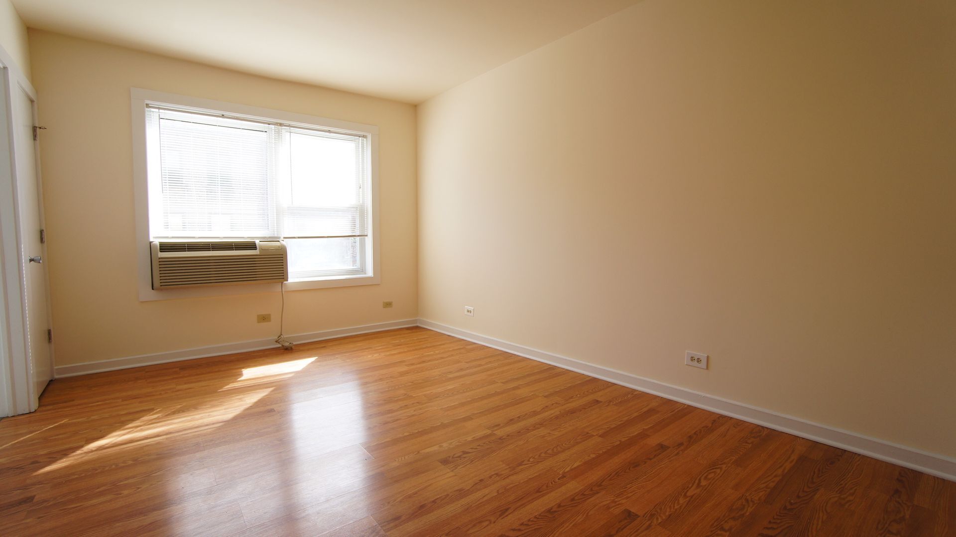 Building Photo - 1840 N Humboldt Blvd