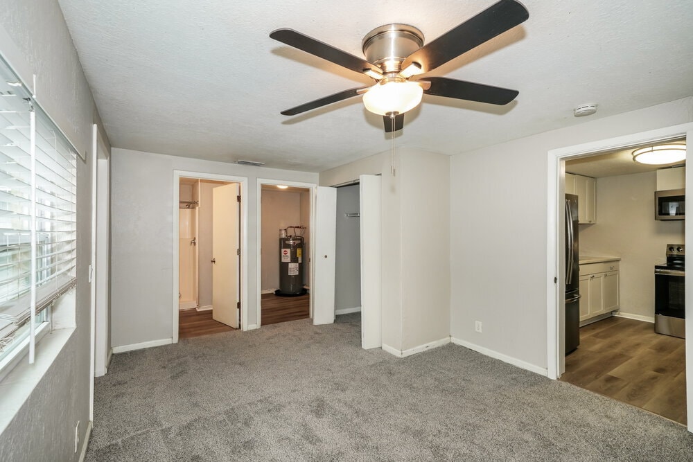 Building Photo - 1809 E Sitka St