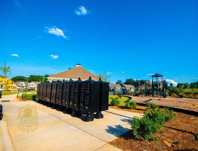 Building Photo - 1361 Secrest Cmns Dr