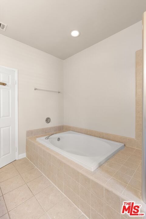 Building Photo - 15804 Crest Ln