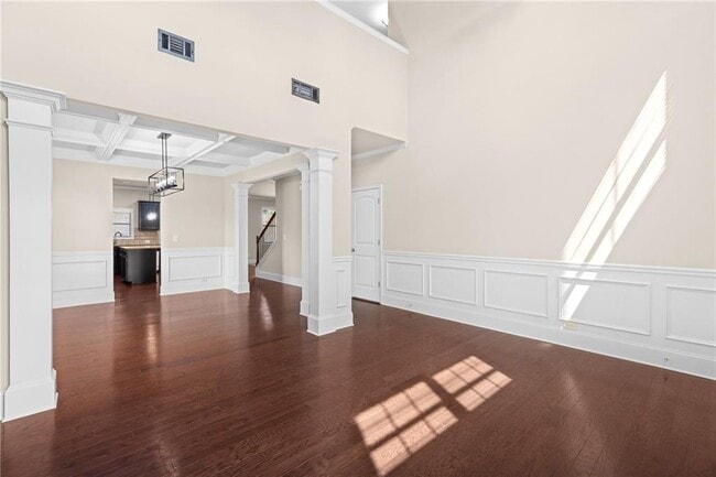 Building Photo - 2340 Cain Cir