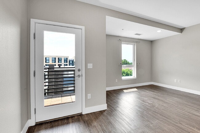 Building Photo - $1,540.95 - 1 Bed, 1 Bath Condo with In Unit Laundry in a Secured Building!