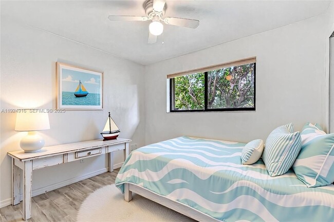 Building Photo - 168 Westwood Dr