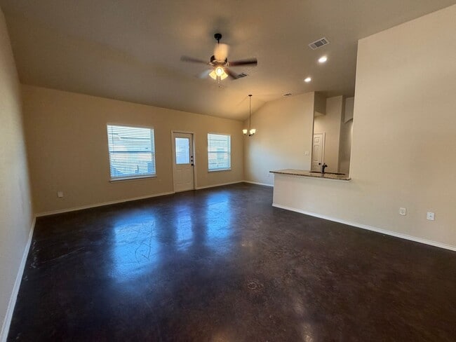Building Photo - 204 Kaspar Way