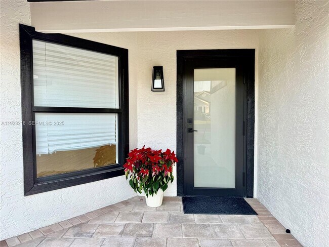 Building Photo - 16701 Bobcat Dr