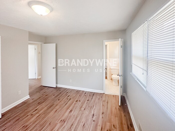 Building Photo - 4060 W Stubbs Rd