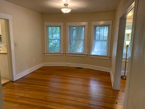 Dining Room - 1015 E Washington St