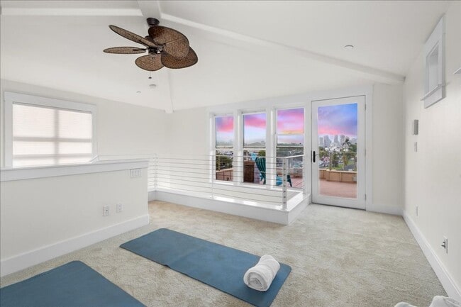 Building Photo - 411 Orange Ave