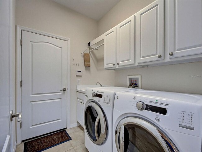 Building Photo - 12082 Granite Woods Loop