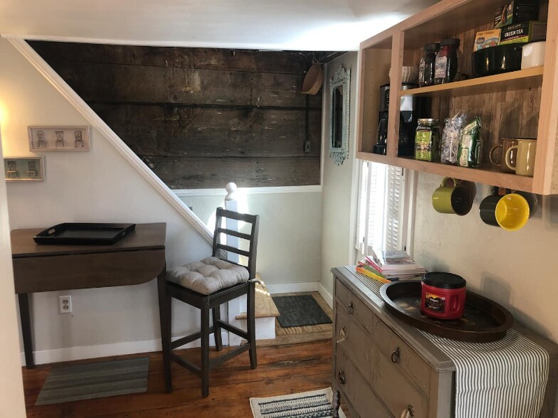 Building Photo - 101 Boston Rd