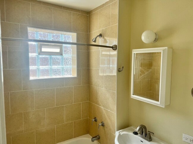 Building Photo - 3457 W 66th St