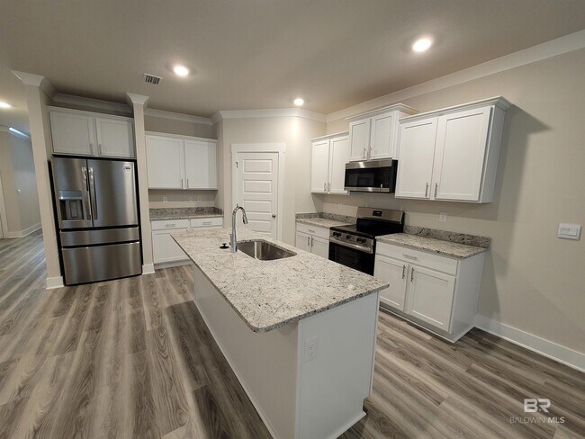 Building Photo - 1045 Hayward Lp