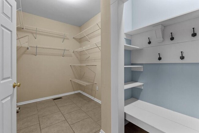 Building Photo - 612 Zumwalt Crossing