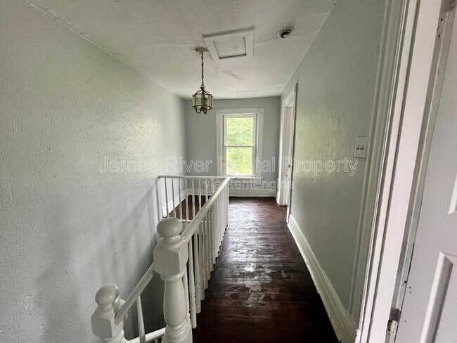 Building Photo - 1521 Taylor St