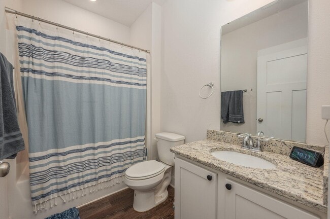 Building Photo - 1126 Valor Walk