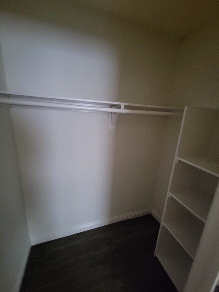 Building Photo - 4124 N Eagle Rock Blvd