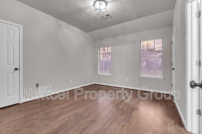 Building Photo - 4236 Appian Dr