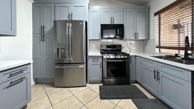 Building Photo - Charming 2 Bedroom 2 Bath home in Perris!