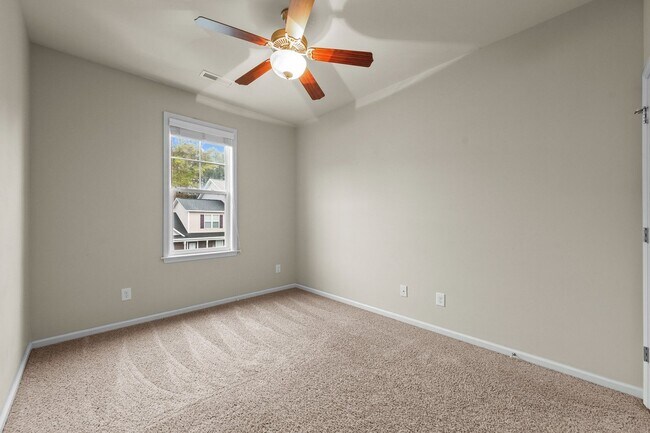 Building Photo - Welcome to Carolina Forest!