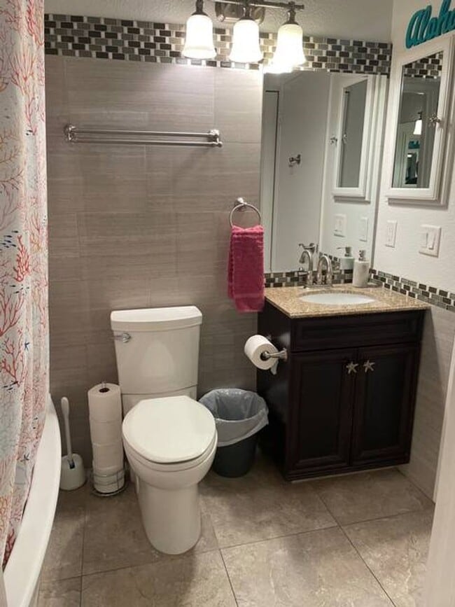 Building Photo - Keonekai Villages Furnished Upstairs 2 bedroom, 1.5 bathroom unit, with 2 parking spaces