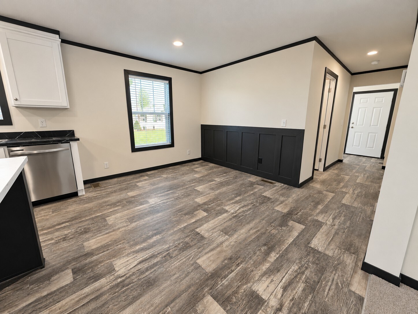 Building Photo - 2315 Ironwood Dr