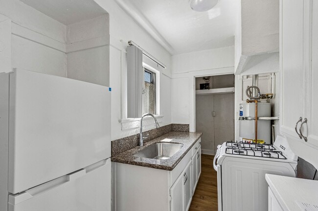 Floorplan - 4214-4240 S. Hoover St.