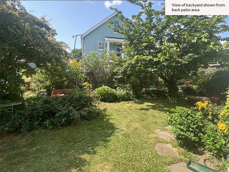 Building Photo - 40 Bartlett St