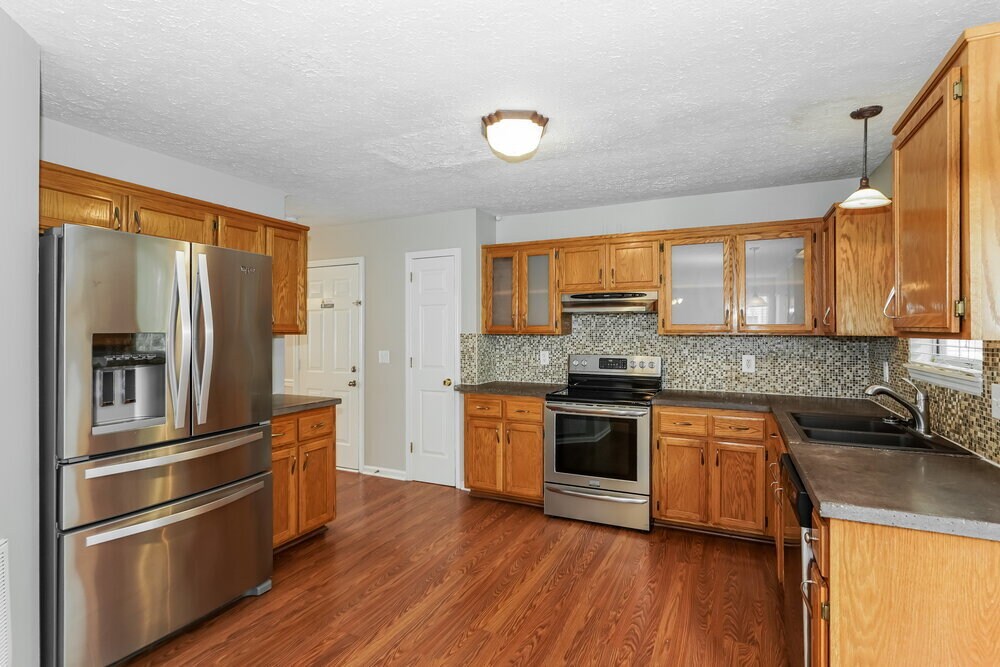 Building Photo - 5120 Pebble Creek Dr